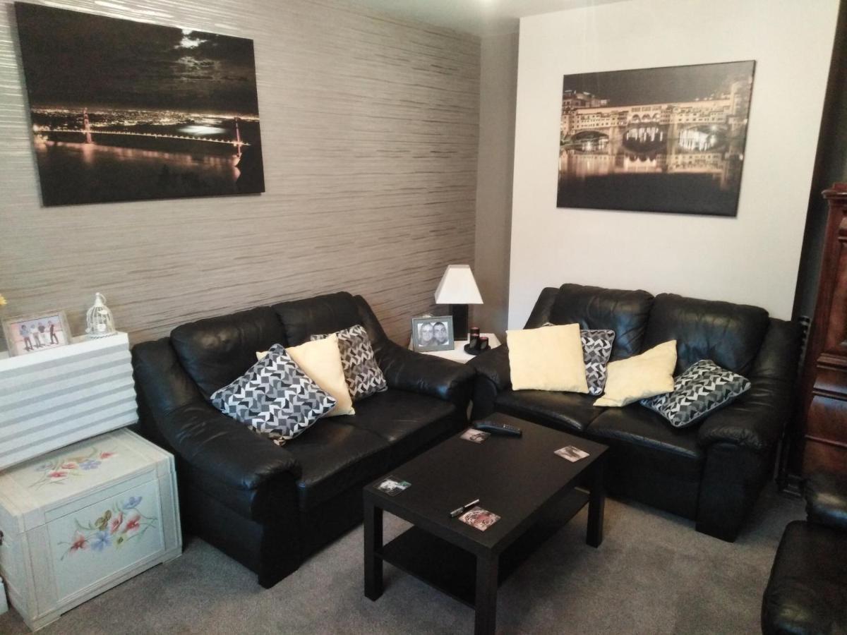 24 Fairfield Road Bed and Breakfast Uttoxeter Buitenkant foto